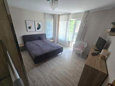 Închiriere - Apartament în Slaveîkov,  Burgas