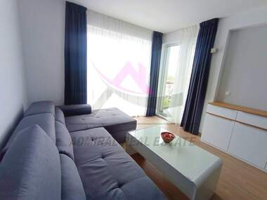 For rent - Apartment in Kolhozen pazar,  Varna