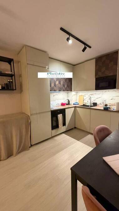 Kira - Apartman olarak Mladejki halm,  Plovdiv