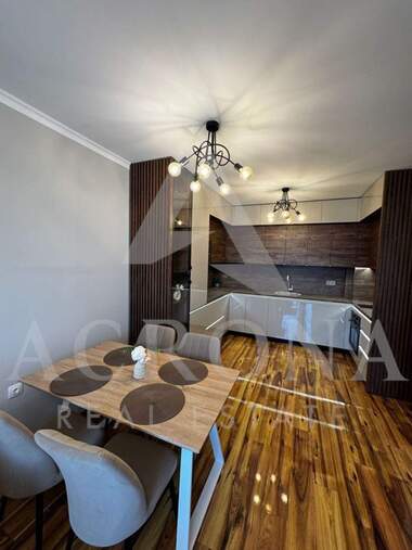 Продажба - Апартамент в Тракия,  Пловдив