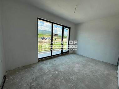 For sale - House in Belashtica,  Plovdiv