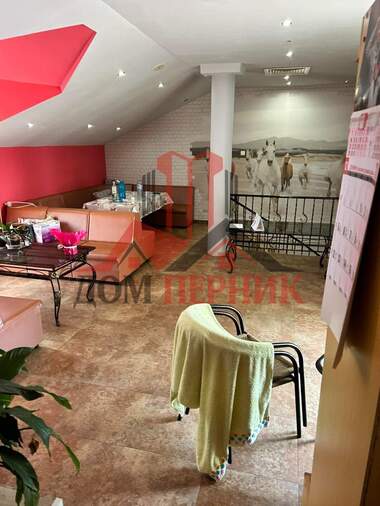 Satış - Dükkan/Ofis/Güzellik salonu/Yer/Diş ofisi olarak Iztok,  Pernik