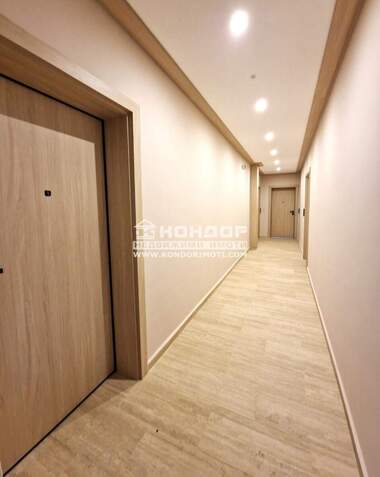 Vânzare - Apartament în Kărșiaka,  Plovdiv