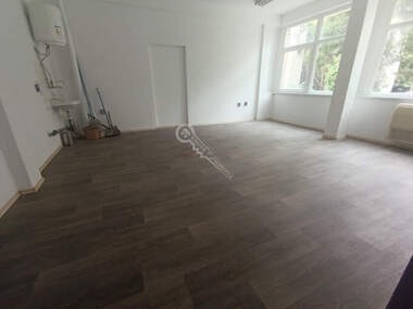 For rent - Office/Store/Storage/Beauty saloon/Dental office in Centеr,  Veliko Tarnovo