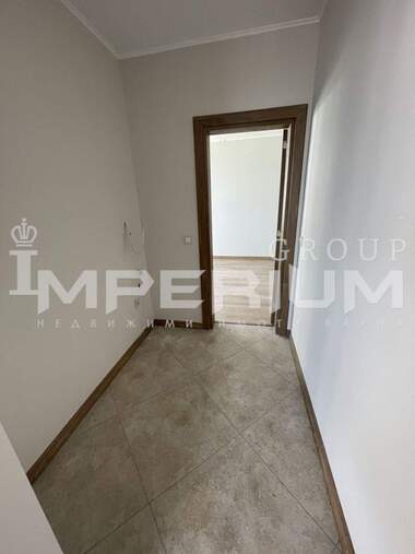 Vânzare - Apartament în Vinița,  Varna
