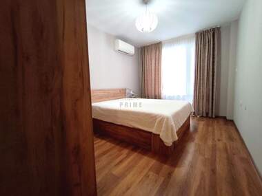 Închiriere - Apartament în Lazur,  Burgas