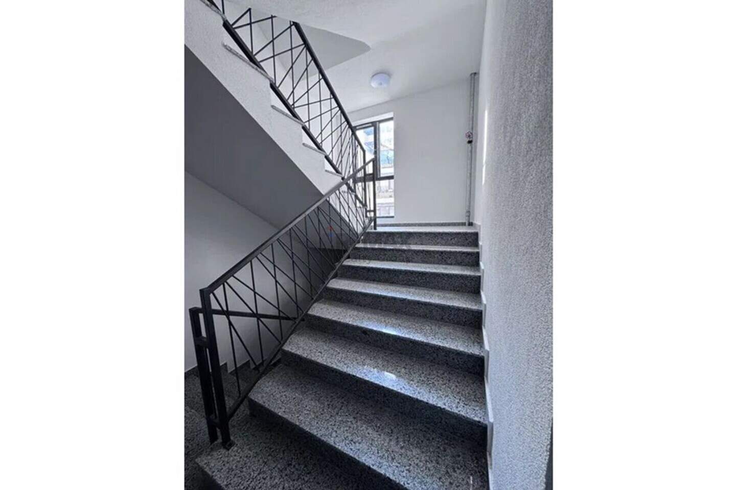 1 bedroom Apartment in Tsentar, Targovishte – photo 4