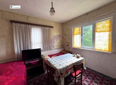 Verkauf - Etage von Haus in Zentar,  Wraza