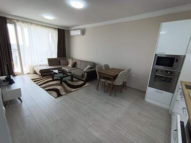 Miete - Wohnung in Izgrew,  Burgas
