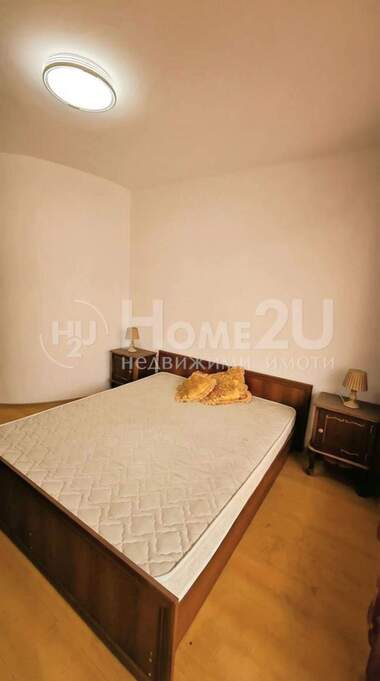 Vânzare - Apartament în Văzrajdane,  Burgas