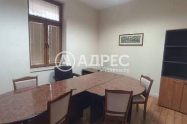 Ενοίκιο - Γραφείο σε Център,  Пловдив