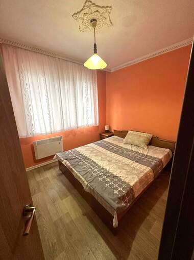Verkauf - Wohnung in Kooperatiwen  pazar,  Targowishte