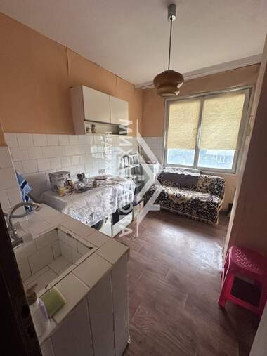 Продажа - Квартира в Три чучура-център,  Стара Загора