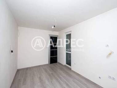 Vânzare - Apartament în Sădiîski,  Plovdiv