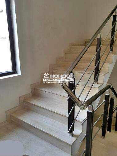 Vânzare - Apartament în Center,  Plovdiv