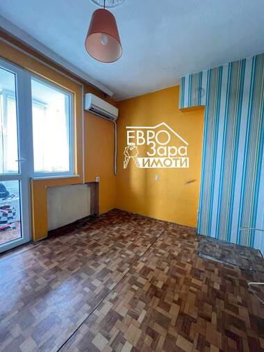 Vânzare - Apartament în Center,  Stara Zagora
