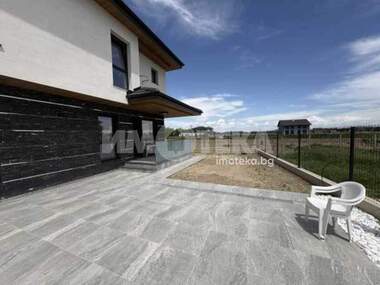 For sale - House in Komatevo,  Plovdiv