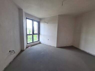 Vânzare - Apartament în Liuben Karavelov,  Haskovo
