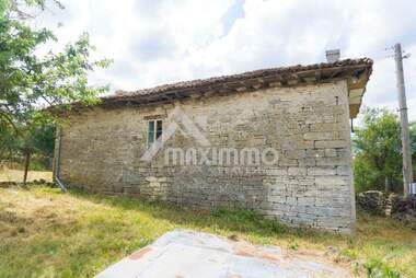For sale - House in Voditsa,  Varna