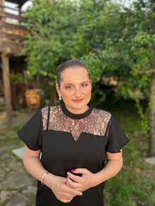 Radost Burieva - naemi