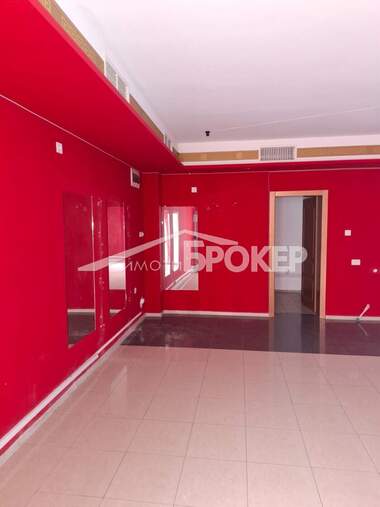 Kira - Dükkan/Ofis/Depo/Güzellik salonu/Yer/Diş ofisi olarak Centar,  Sliven