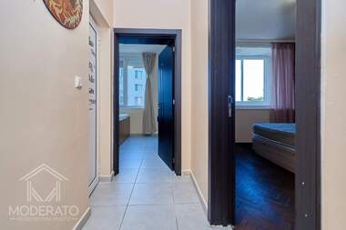 Vânzare - Apartament în Lazur,  Burgas