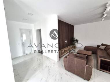 For sale - House in Voyvodinovo,  Plovdiv