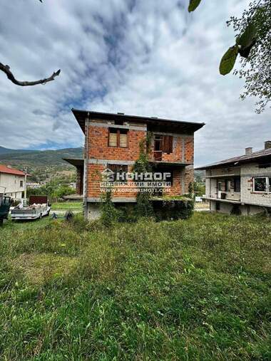 Satış - Ev olarak Hvoyna,  Smolian
