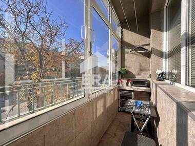 Închiriere - Apartament în Center,  Sofia