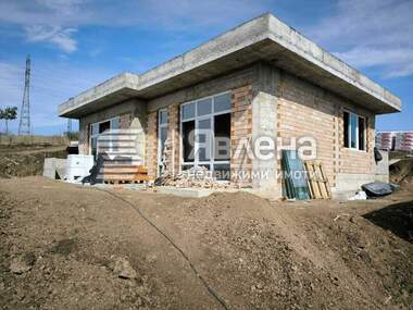 For sale - House in Cherni Vryh,  Burgas