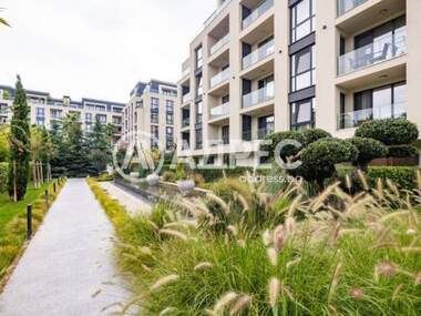 Vânzare - Apartament în Sfinții Constantin și Elena,  Varna