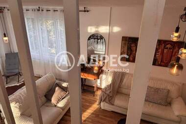 Închiriere - Apartament în Simeonovo,  Sofia