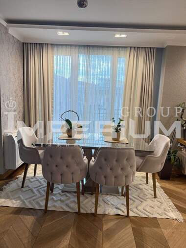 Închiriere - Apartament în Ceaîka,  Varna