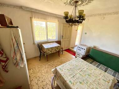 For sale - House in Promishlena zona - Iztok,  Ruse