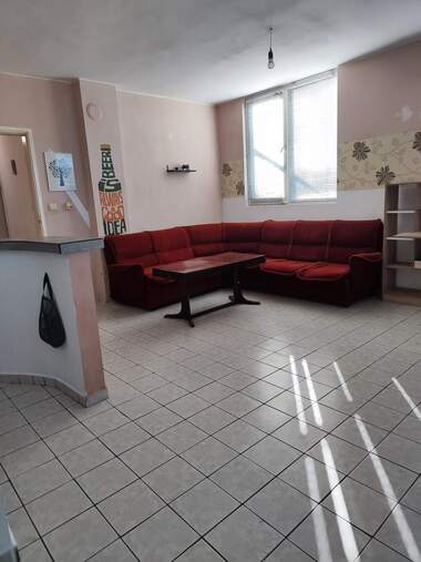 Închiriere - Apartament în Wider Center,  Pleven