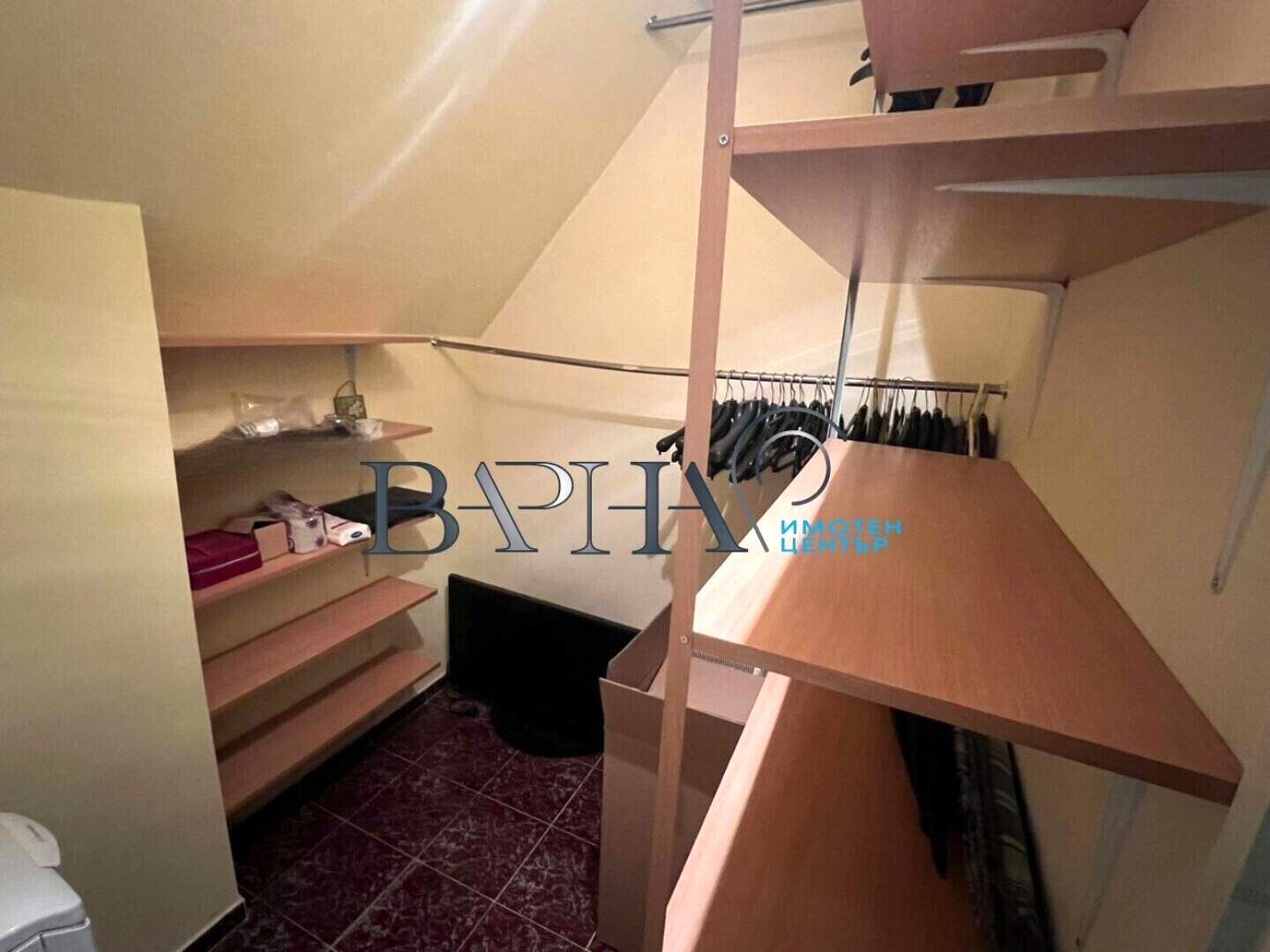 Двустаен Апартамент в Левски, Варна – снимка 9