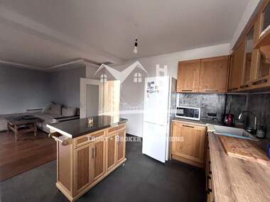Vânzare - Apartament în Mladost-2,  Sofia