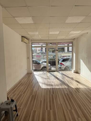 Miete - Laden/Büro/Schönheitssalon/Gastronomie in Center,  Sovia