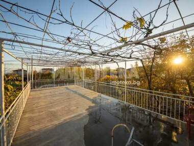 For sale - House in Vinica,  Varna
