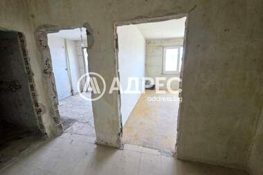 Vânzare - Apartament în Hale,  Iambol
