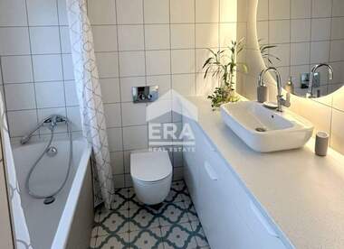 Kira - Apartman olarak Oborishte,  Sofia