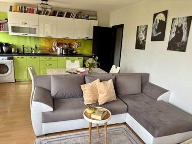 Miete - Wohnung in Zentar,  Weliko Tarnowo