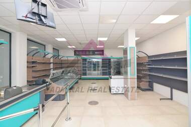 For sale - Store/Office/Storage/Beauty saloon/Venue/Dental office in Vazrajdane 2,  Varna