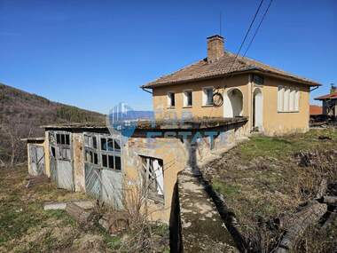 Продажба - Къща в Буйновци,  Велико Търново