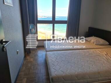 Vânzare - Apartament în Nesebăr,  Burgas