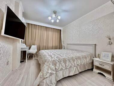 Închiriere - Apartament în Lazur,  Burgas
