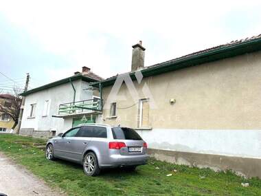 For sale - House in Gulianci,  Pleven