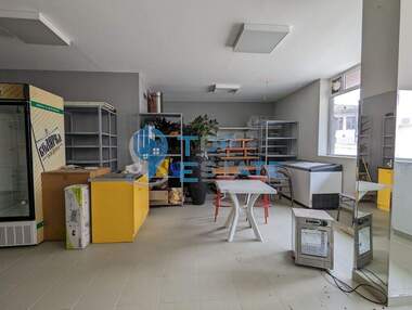 Vânzare - Magazin în Zlatarița,  Veliko Tărnovo