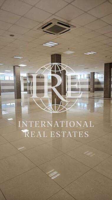 For rent - Store in Metro,  Varna