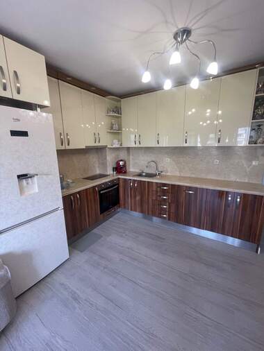 Verkauf - Wohnung in Mladejki halm,  Plowdiw